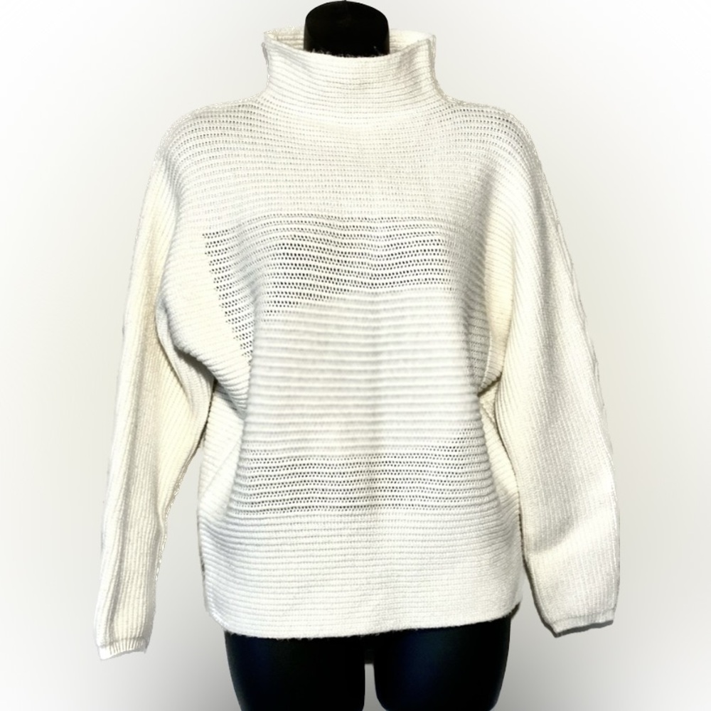 MAX EDITION Thick Soft Sweater Pullover in white